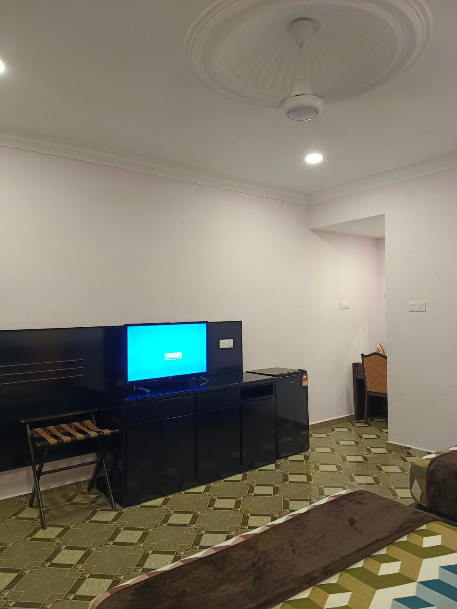 Alfa Roomstay Pantai Cenang  Eksteriør billede
